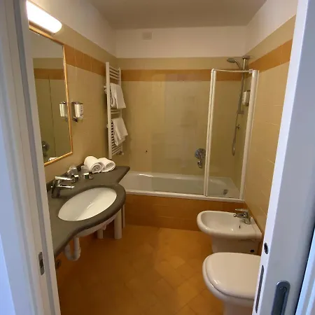 Pai Hotel 3*