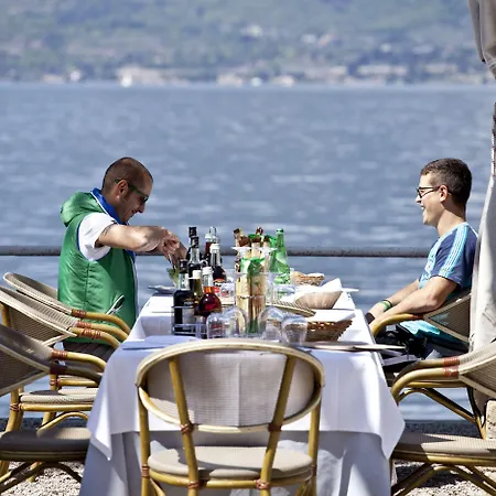 Pai Torri Del Benaco