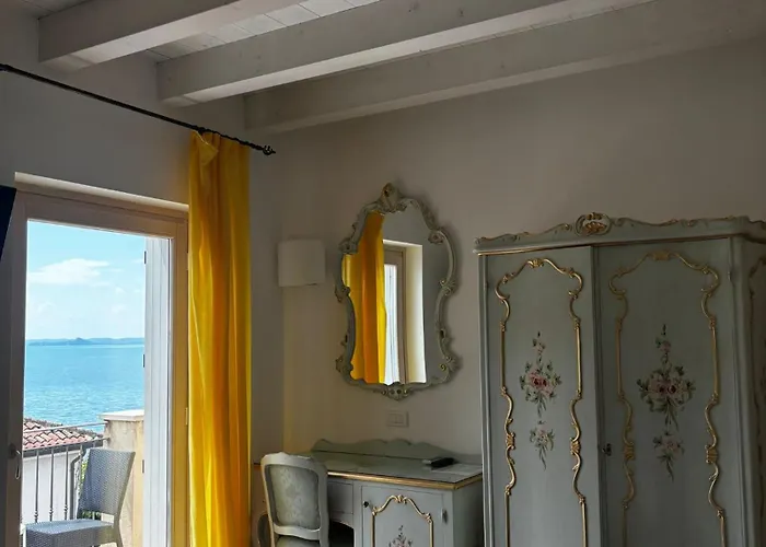 Pai Torri del Benaco