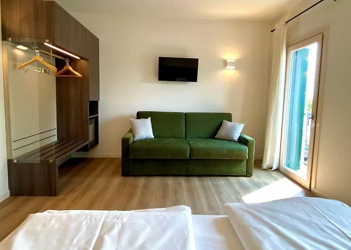 Pai 3* Torri Del Benaco